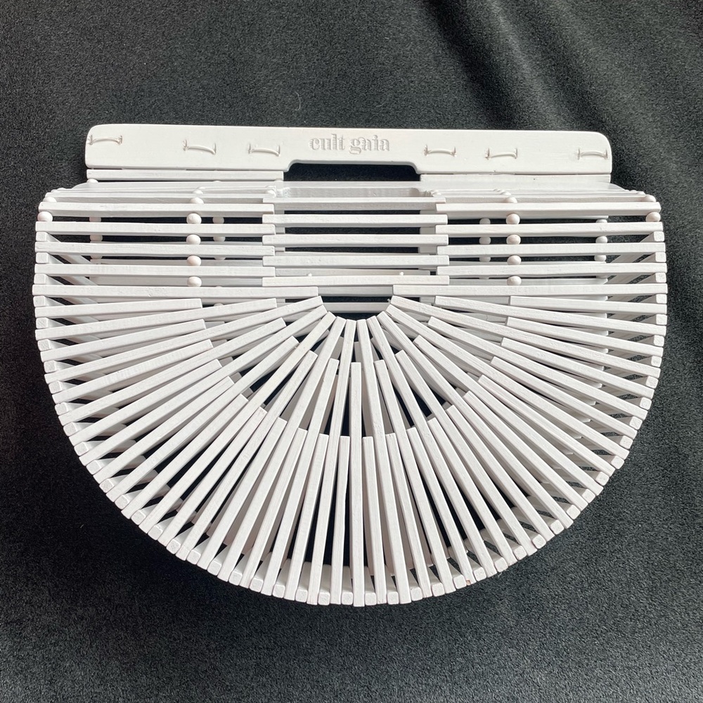 Cult Gaia white Ark clutch